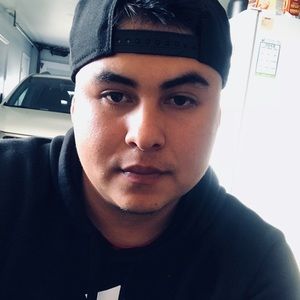 Meet your Posher, Andres